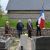 Minute de silence devant la tombe d'Ivor APLIN